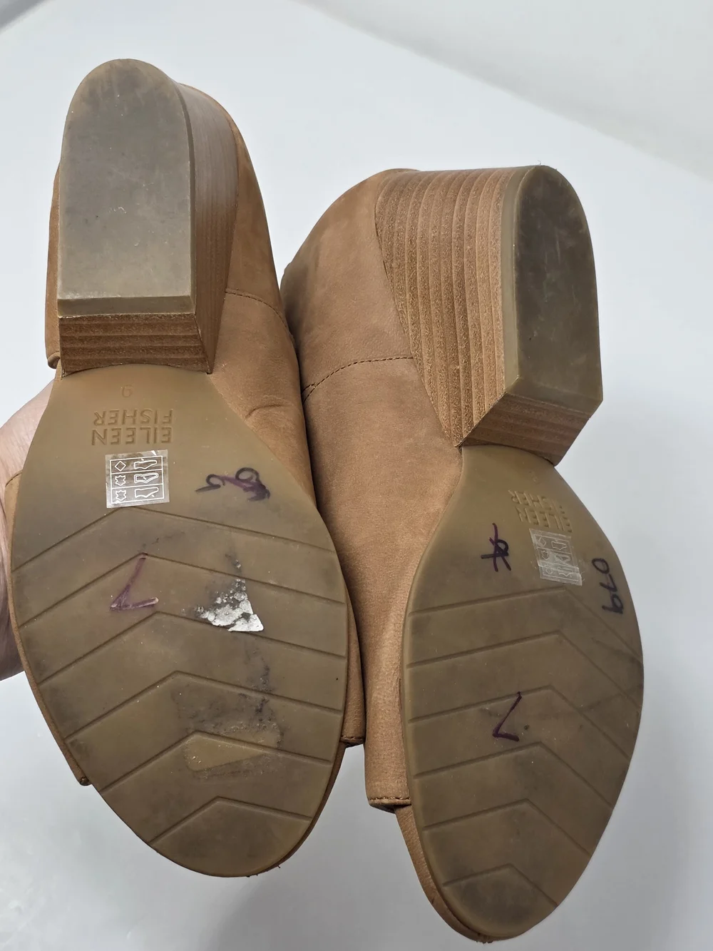 Eileen Fisher Fig d'Orsay peep toe tumbled nubuck shoes Size 9 Good Condition